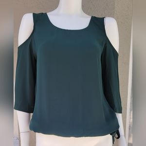 New York & Co forest green cold shoulder adjustable waist ribbon top size SX